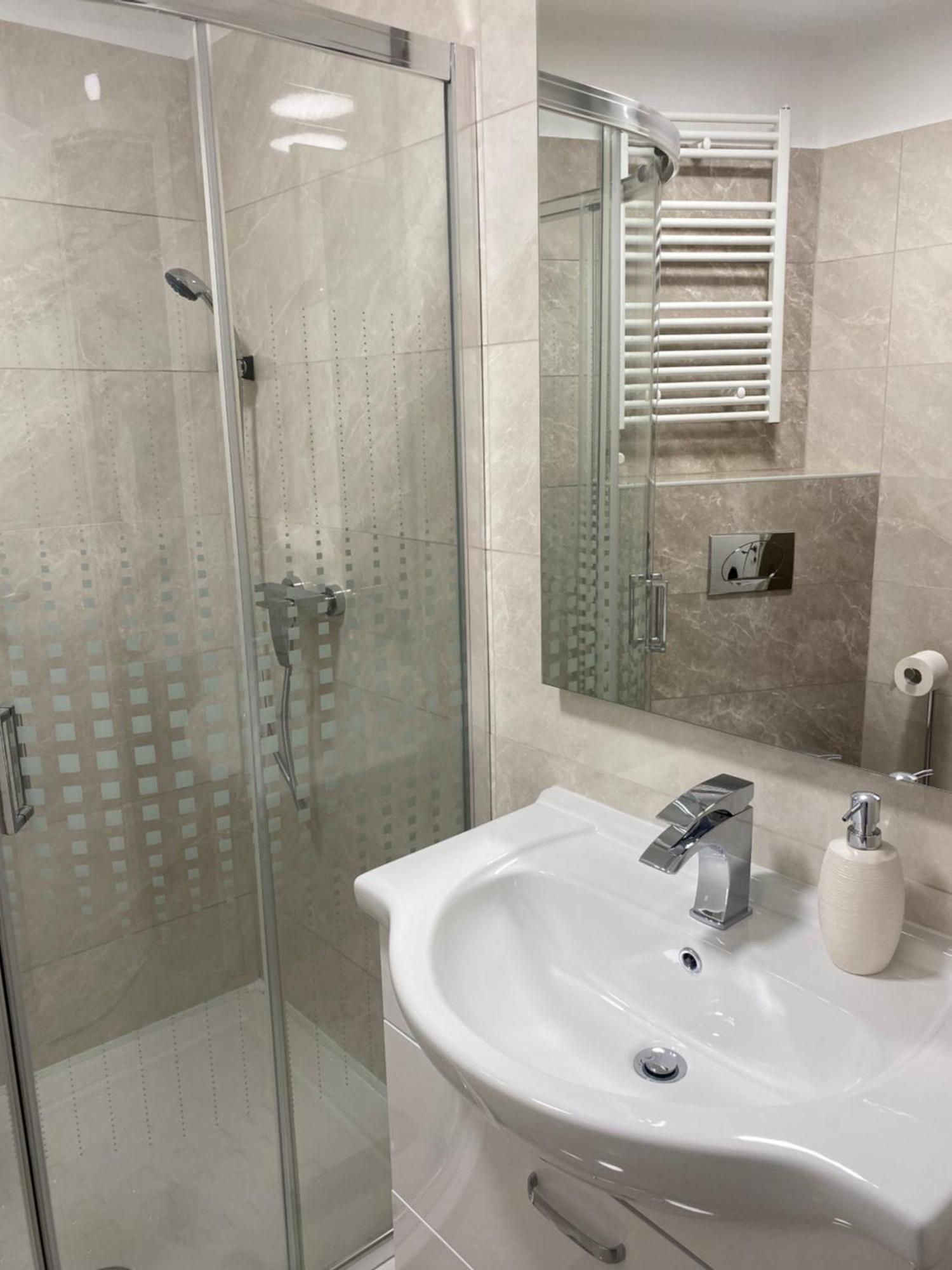 Apartma La Apartment *