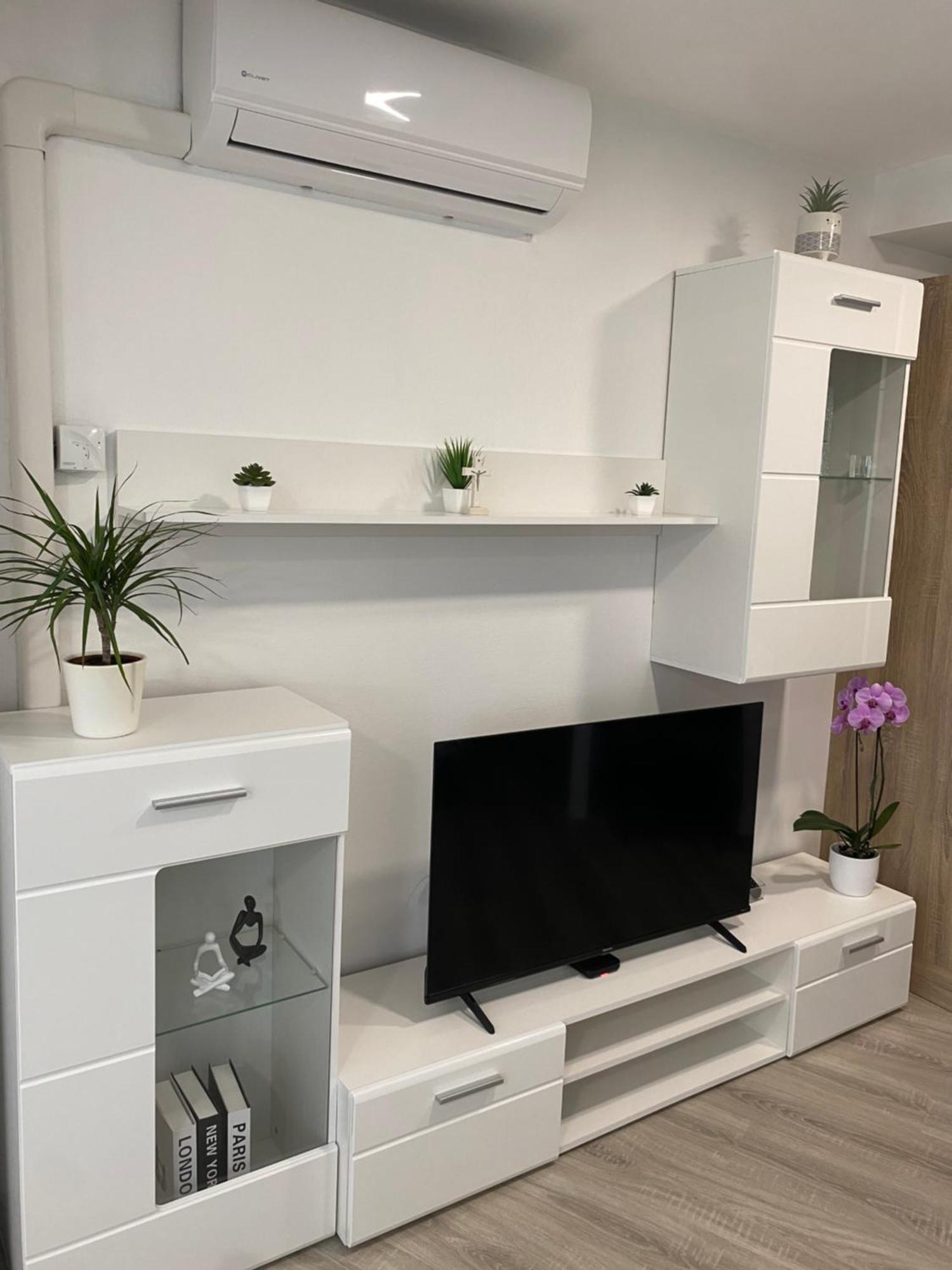 Apartma La Apartment *